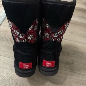 UGG Black and Red Women's Winter Boots